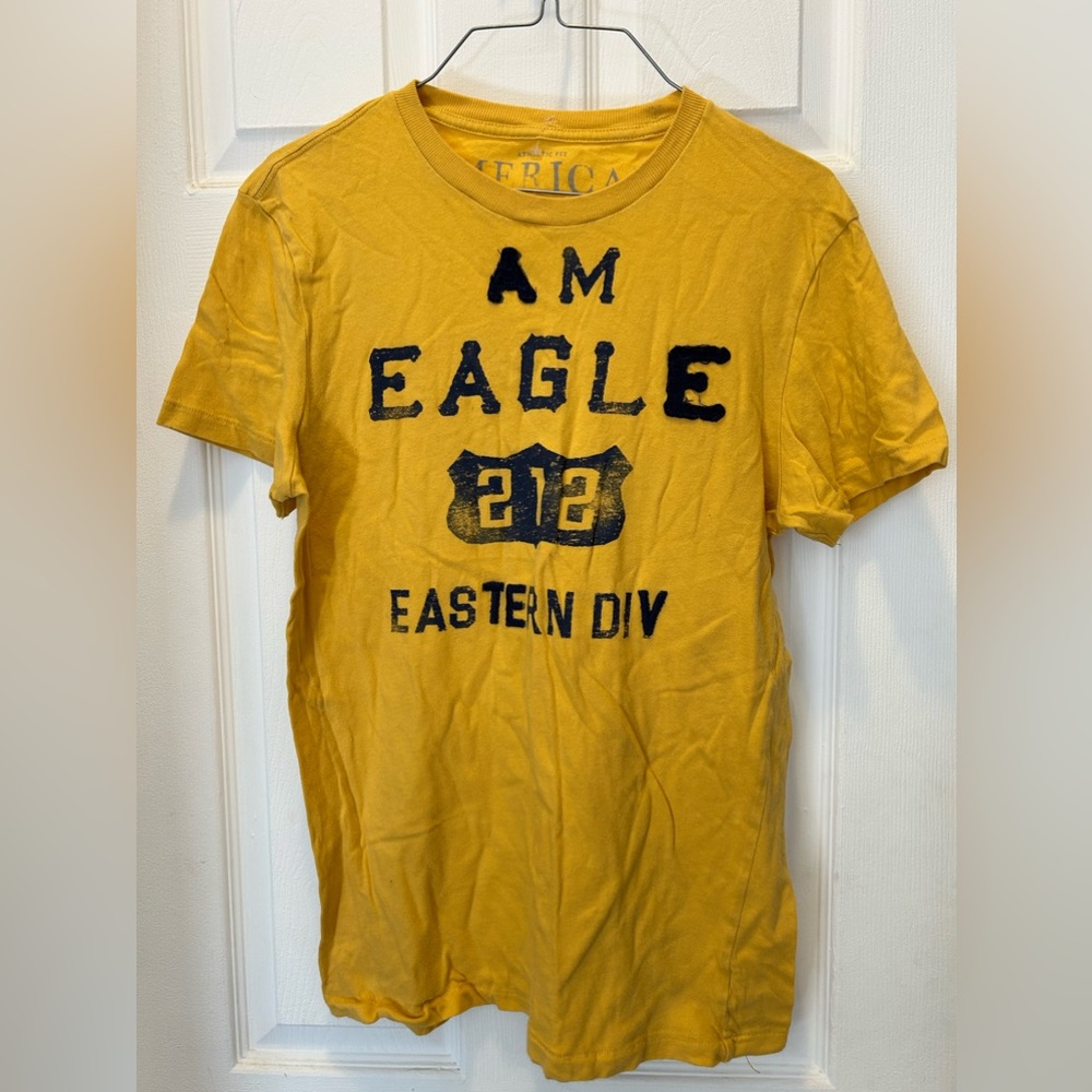 American Eagle men’s T-shirt small